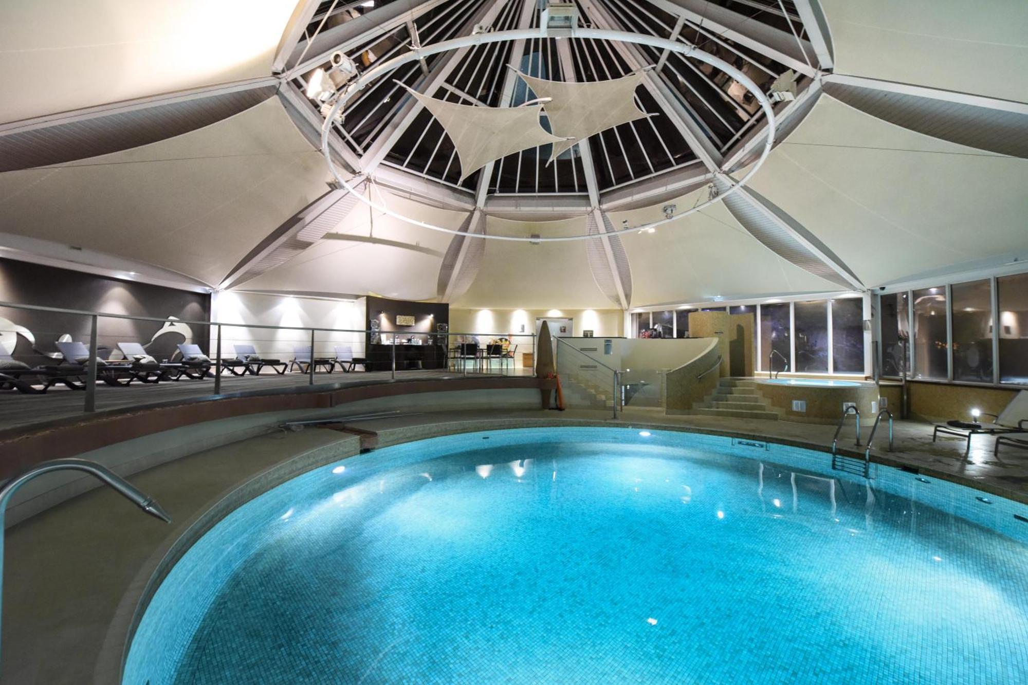The Vineyard Hotel & Spa Ньюбери Экстерьер фото